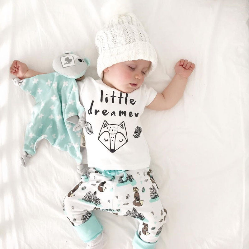 "Little Dreamer" 2-Piece T-Shirt and Pant Set - Fox Edition